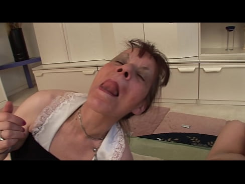 ❤️ De grann ak yon granpapa gen yon triyo Videyo sèks nan pònografi ht.hqpornvideos.ru